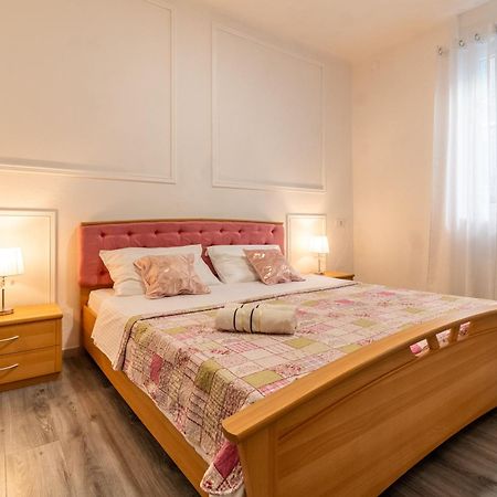 Apartment Lea Centar Split Buitenkant foto