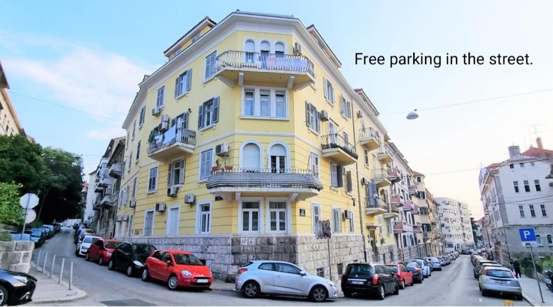 Apartment Lea Centar Split Buitenkant foto