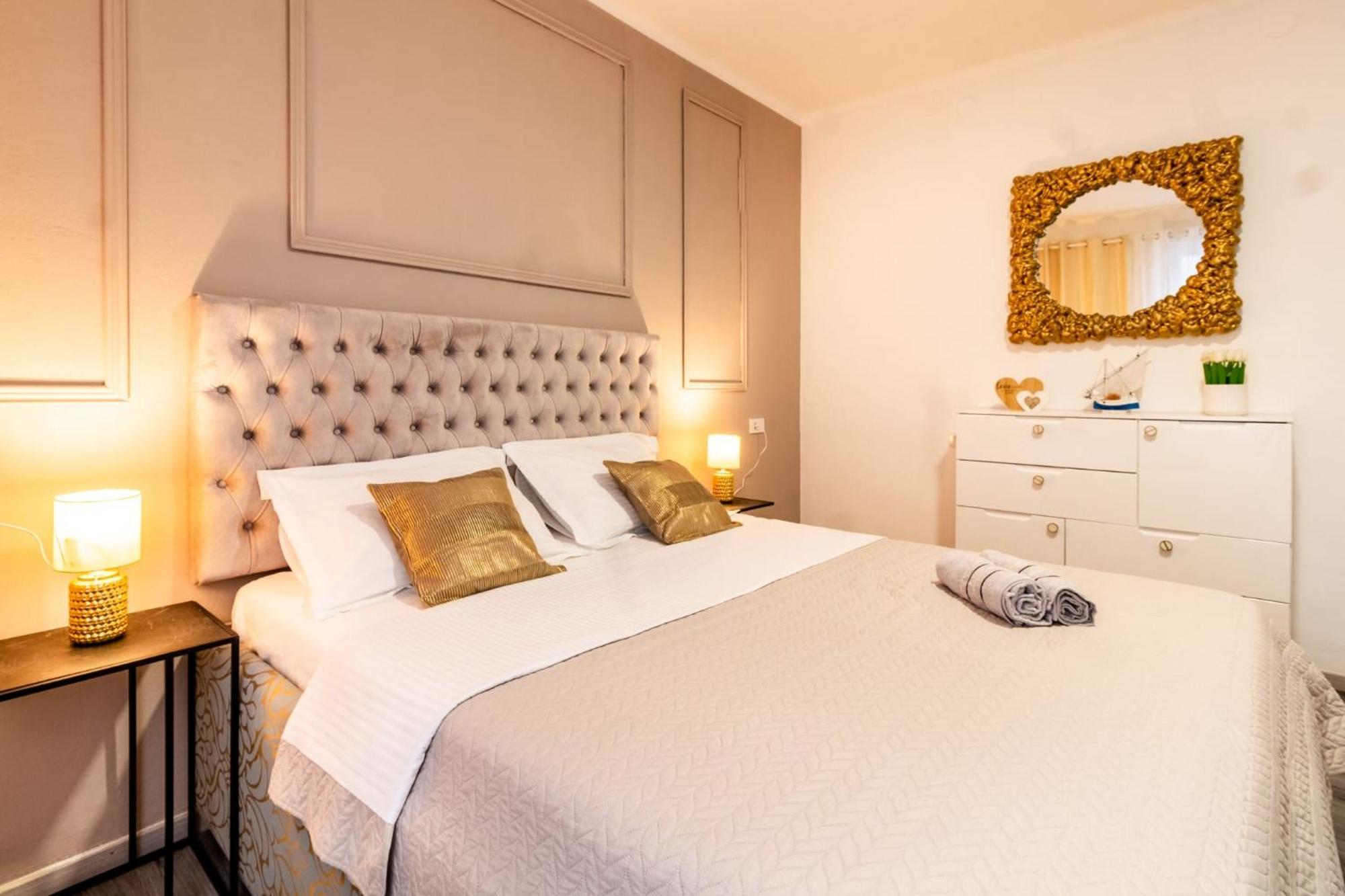 Apartment Lea Centar Split Buitenkant foto