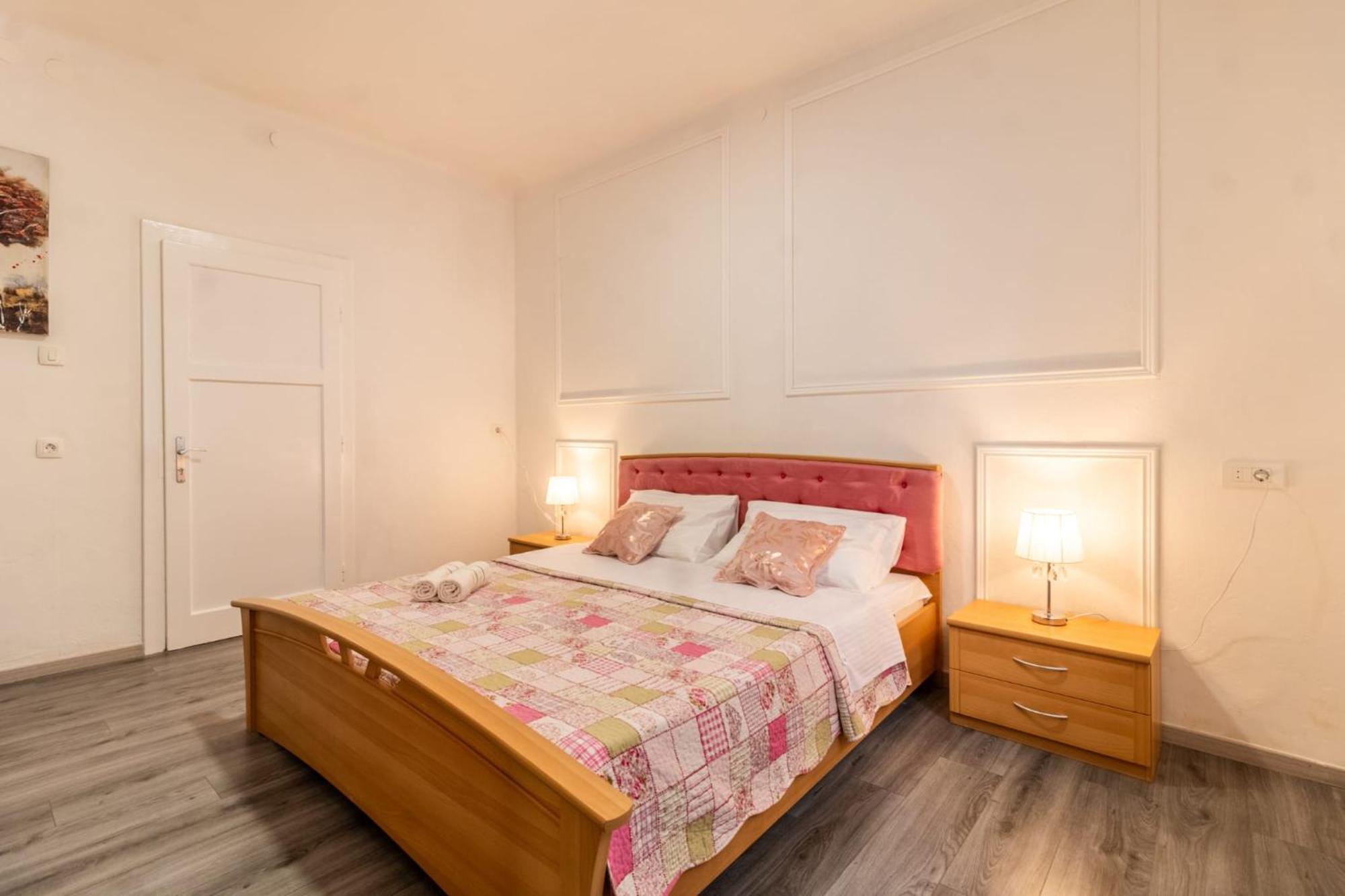 Apartment Lea Centar Split Buitenkant foto